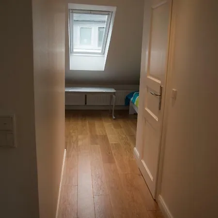 Schoenes Zentral Apartamento *