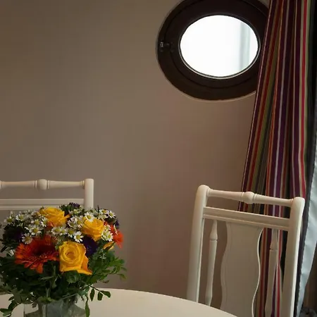 Schoenes Zentral * Bremen